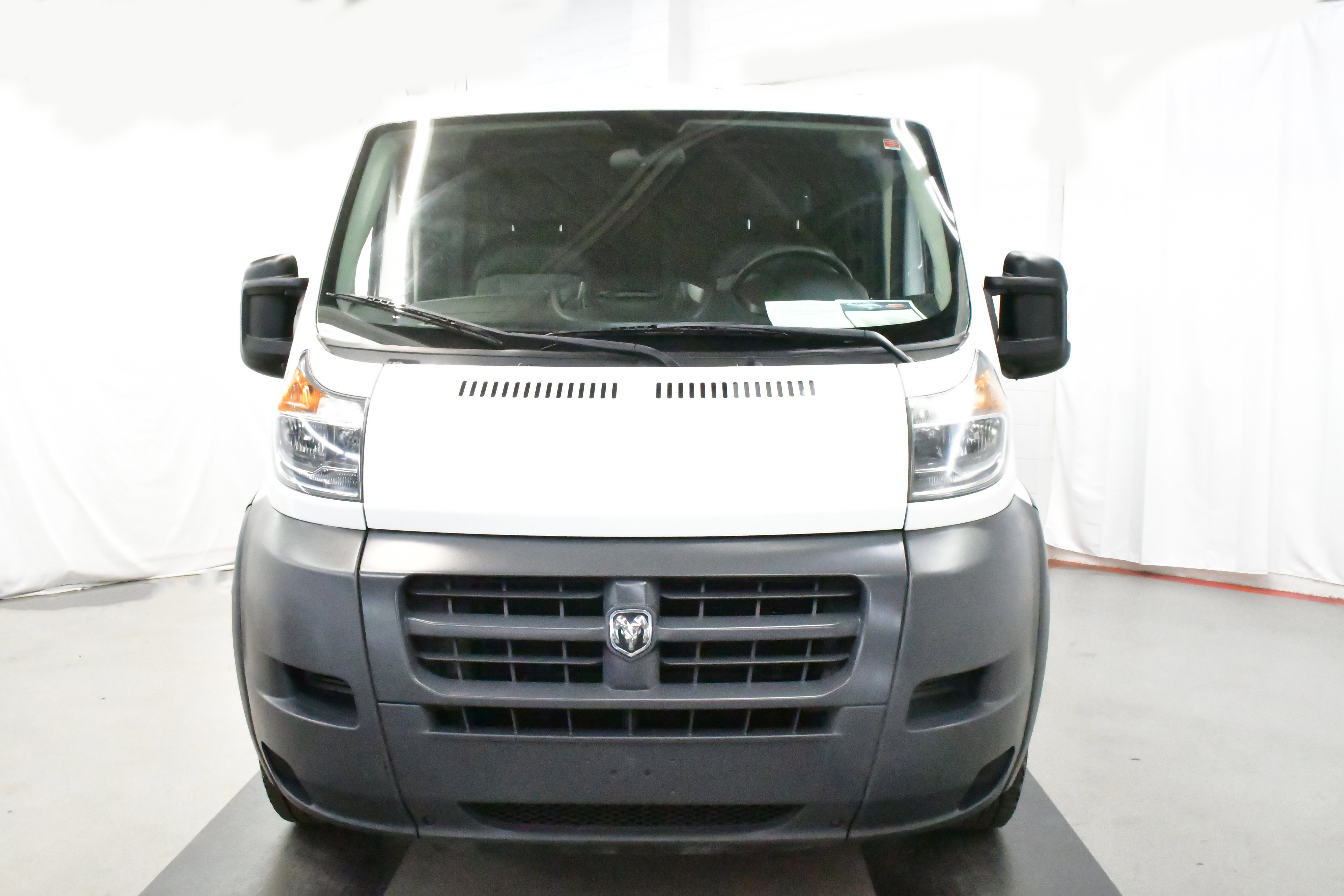 Used 2025 RAM ProMaster 2500 w/ Convenience Group image 5