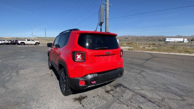 Used 2017 Jeep Renegade Trailhawk AWD/4WD image 7