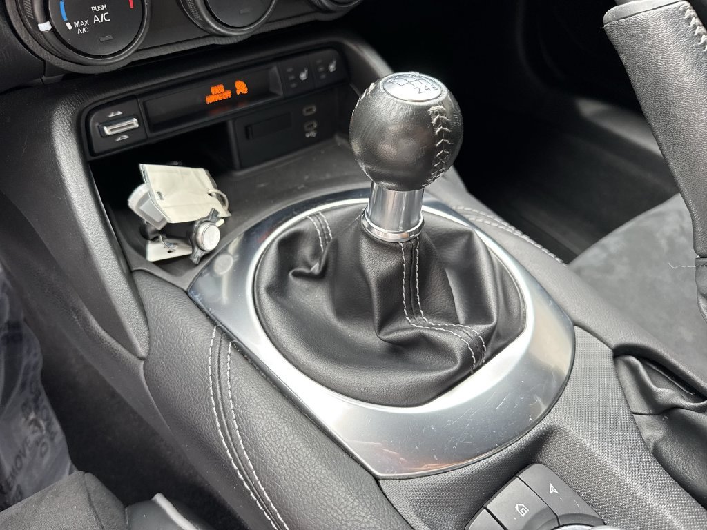 Used 2024 MAZDA MX-5 Miata RF Club w/ Weather Package RWD image 51