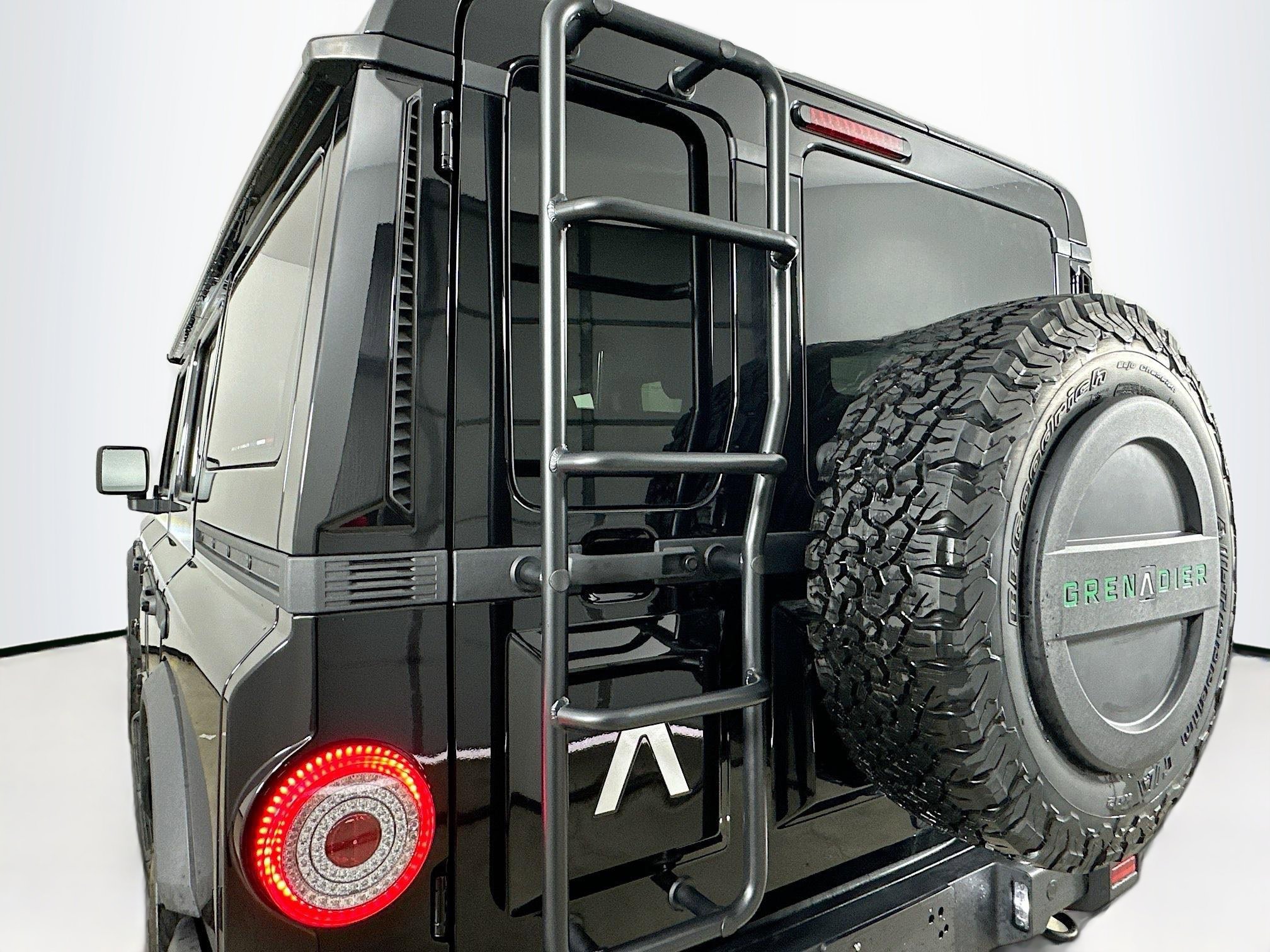 New 2024 INEOS Grenadier Fieldmaster Edition image 42