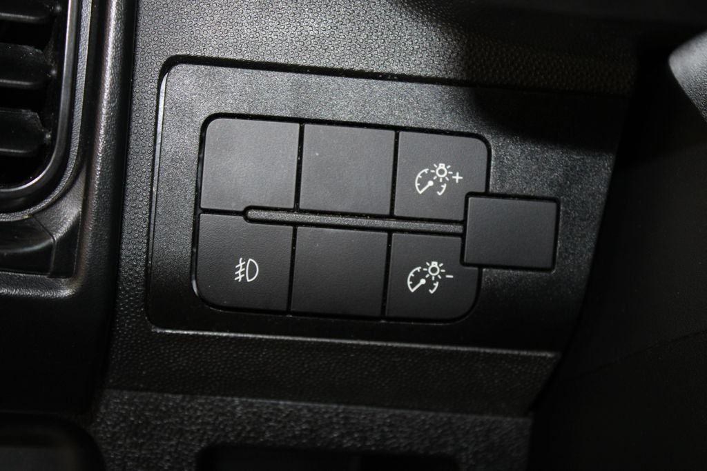 Used 2025 RAM ProMaster 2500 w/ Convenience Group FWD image 39