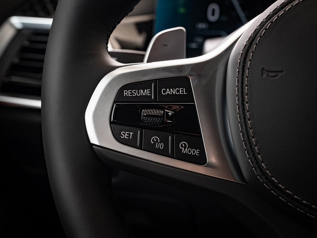 New 2026 BMW X6 xDrive40i w/ Climate Comfort Package image 32