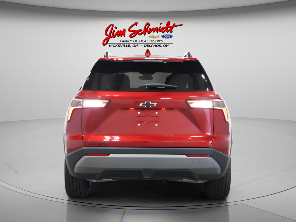 New 2027 Chevrolet Equinox LT w/ Convenience Package II FWD image 5