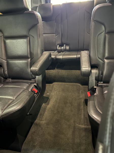Used 2018 Chevrolet Suburban Premier image 6