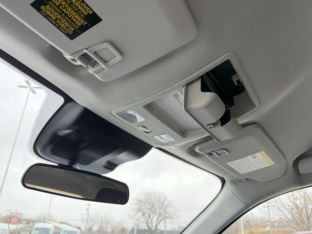 New 2025 Ford Maverick XL w/ Equipment Group 102A image 27