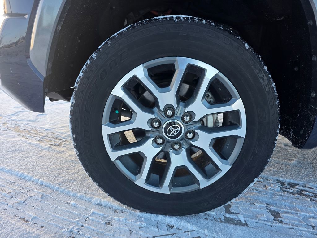 Used 2022 Toyota Tundra 1794 Edition image 31