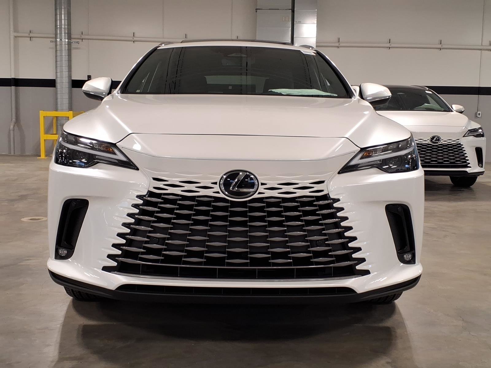 New 2026 Lexus RX 350h image 2