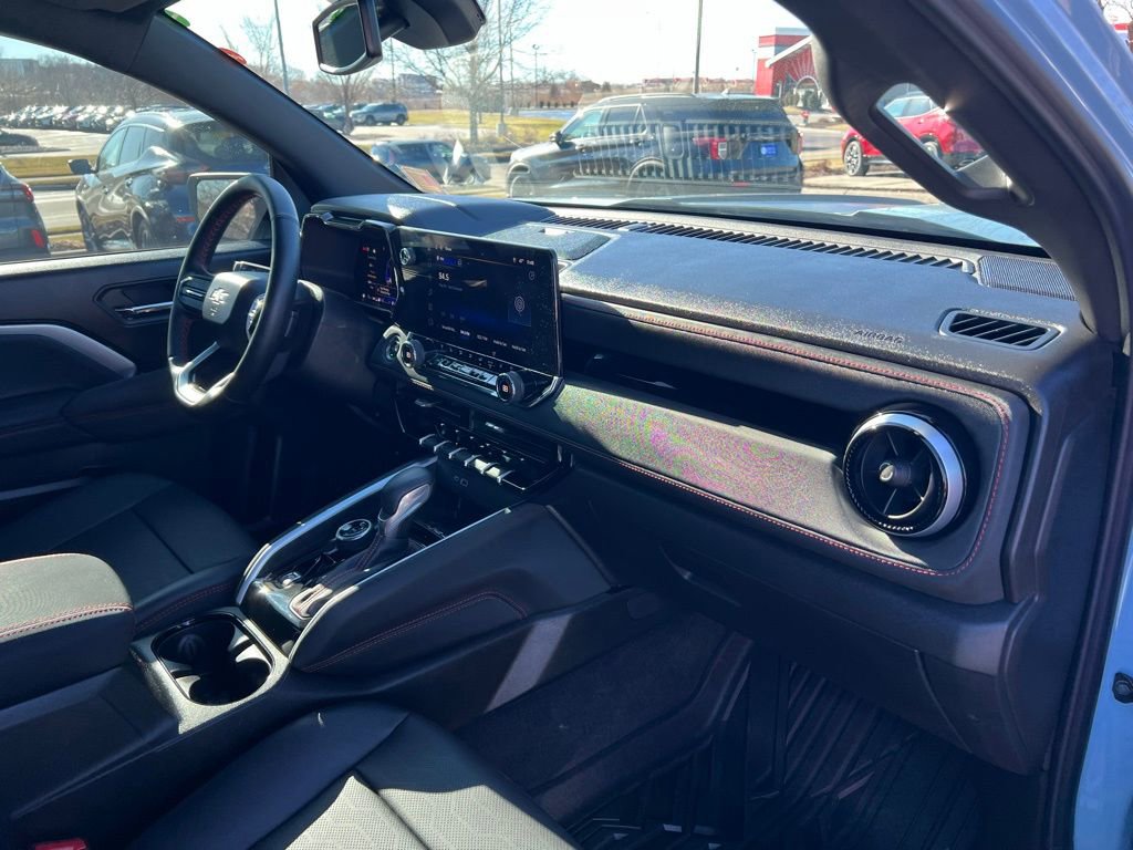 Used 2025 Chevrolet Colorado Z71 w/ Technology Package image 29