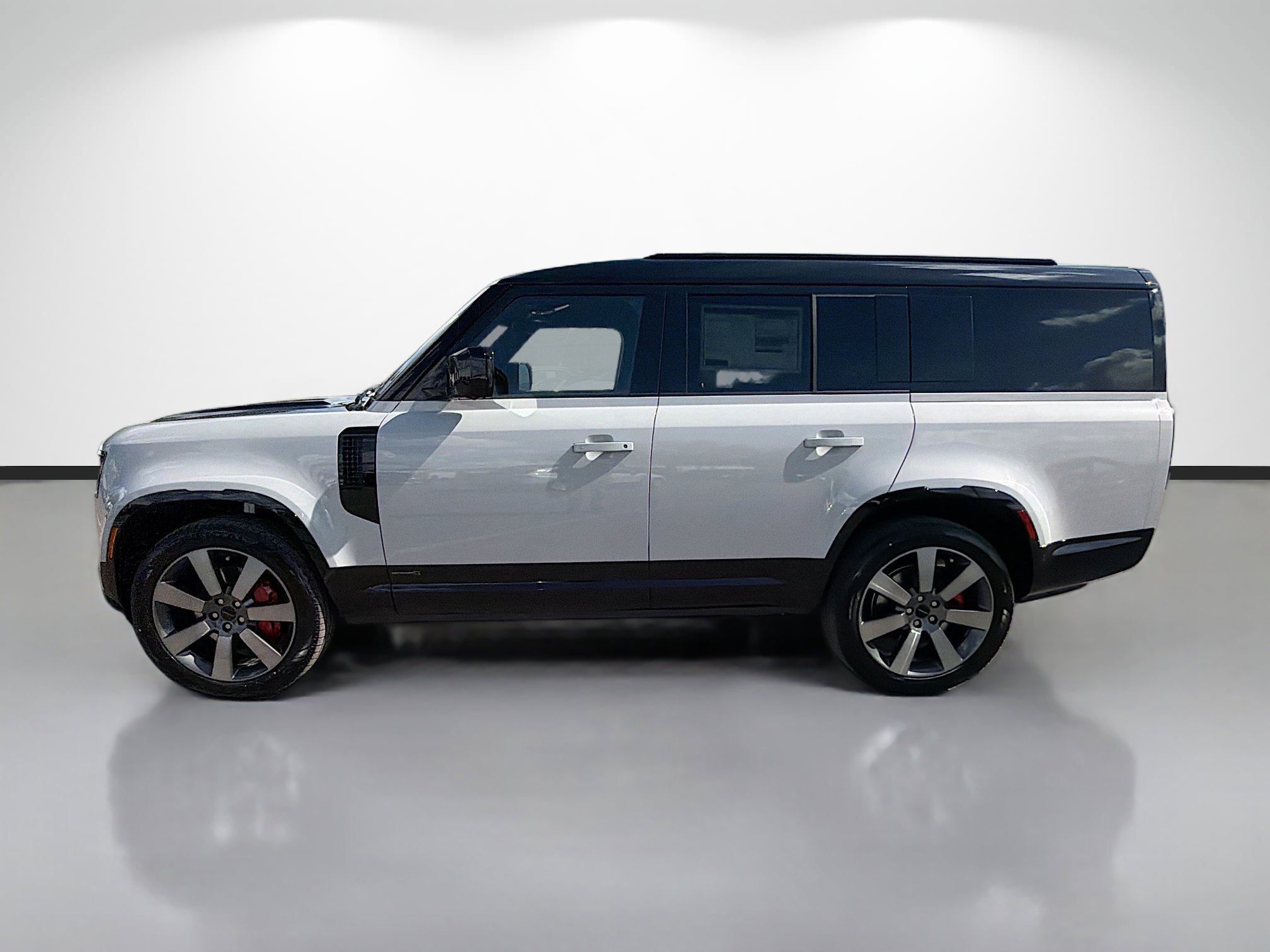 New 2026 Land Rover Defender 130 X image 2