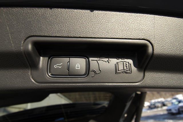 New 2026 Ford Explorer ST-Line image 15