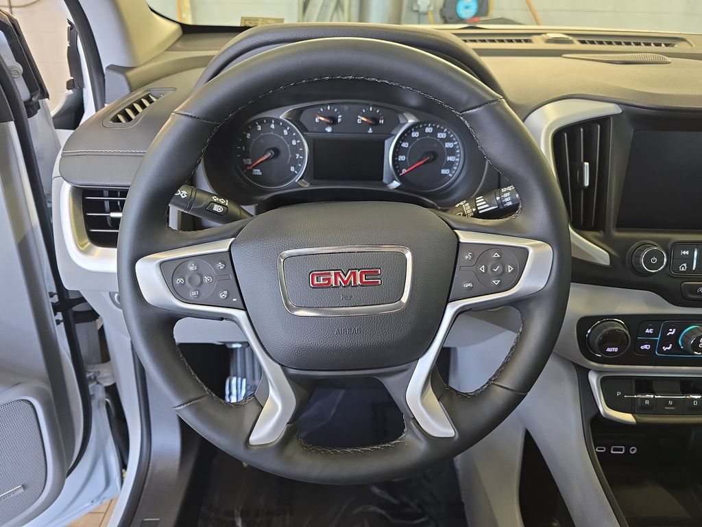 Used 2023 GMC Terrain SLT w/ Infotainment Package II FWD image 20