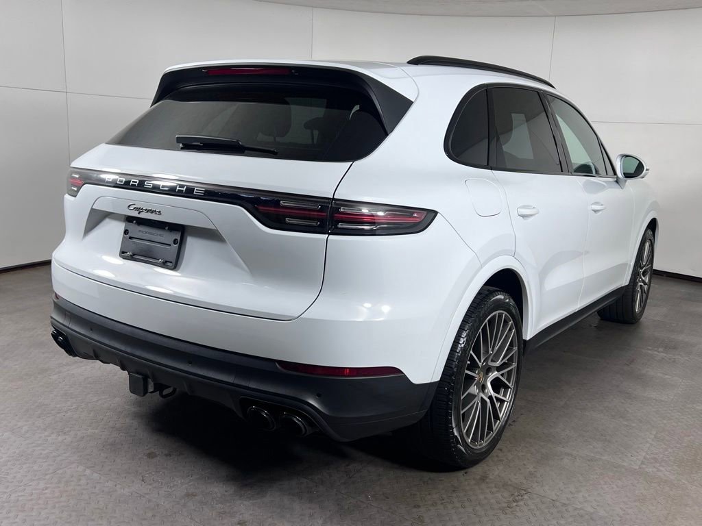 Certified 2023 Porsche Cayenne Platinum Edition AWD/4WD image 7