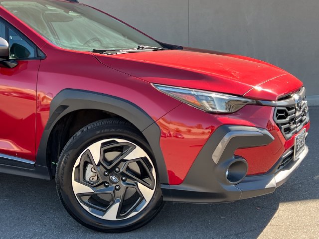 Used 2024 Subaru Crosstrek 2.5i Limited w/ Crosstrek Mirror Package AWD/4WD image 2