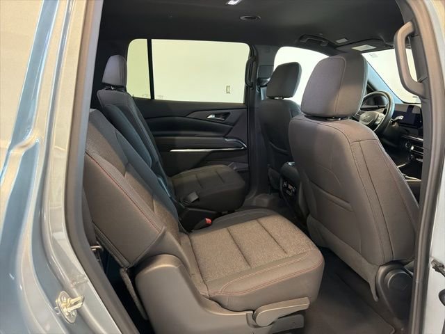 Used 2024 Chevrolet Traverse Z71 image 40