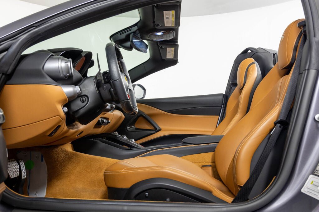Certified 2021 Ferrari 812 GTS RWD image 4