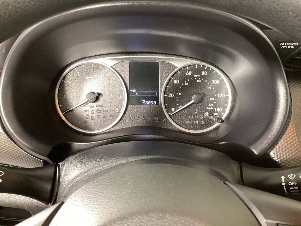 Used 2018 Nissan Kicks S FWD image 13