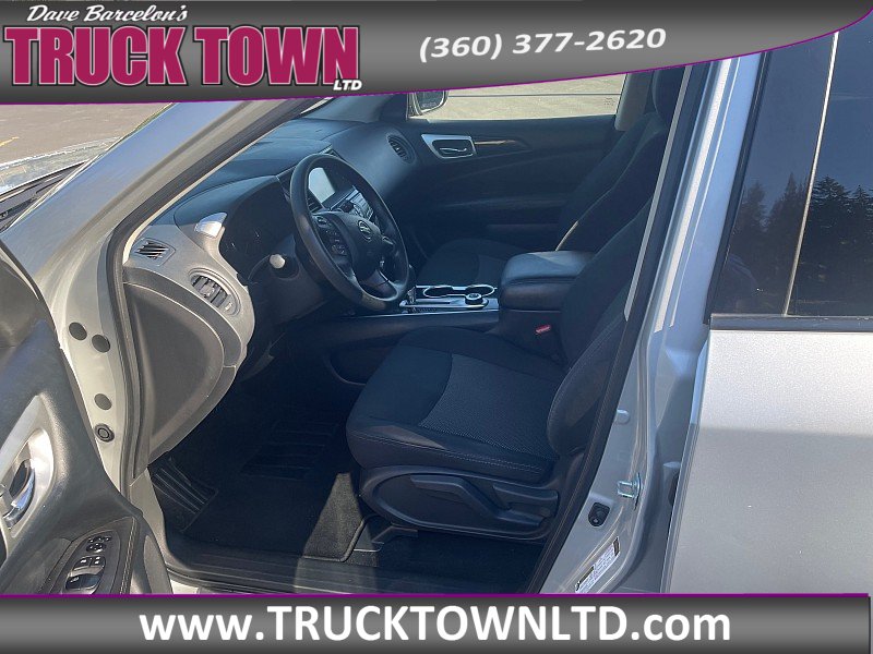 Used 2020 Nissan Pathfinder S AWD/4WD image 9