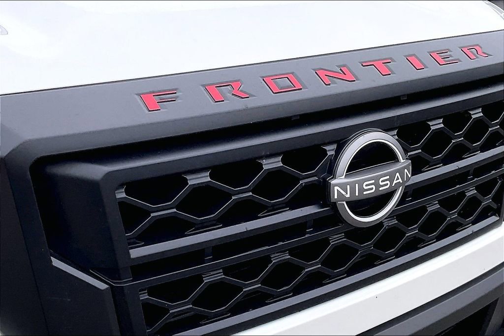 Used 2024 Nissan Frontier S w/ Technology Package image 29