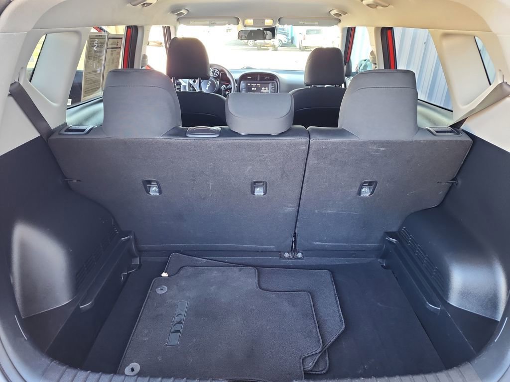 Used 2024 Kia Soul LX w/ Option Group 015 image 38