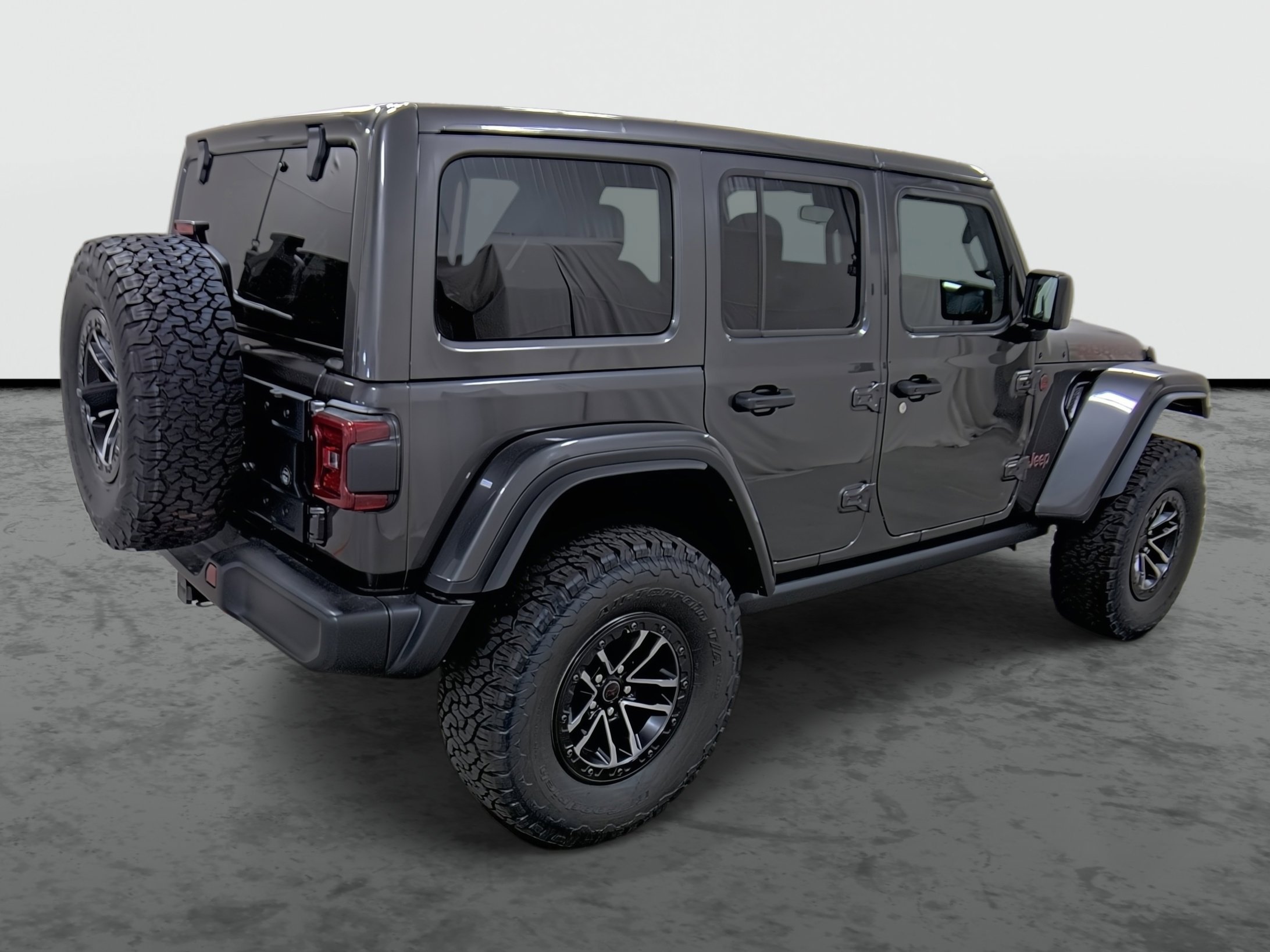New 2025 Jeep Wrangler Unlimited Rubicon w/ XTREMEE 35" Tire Package image 4