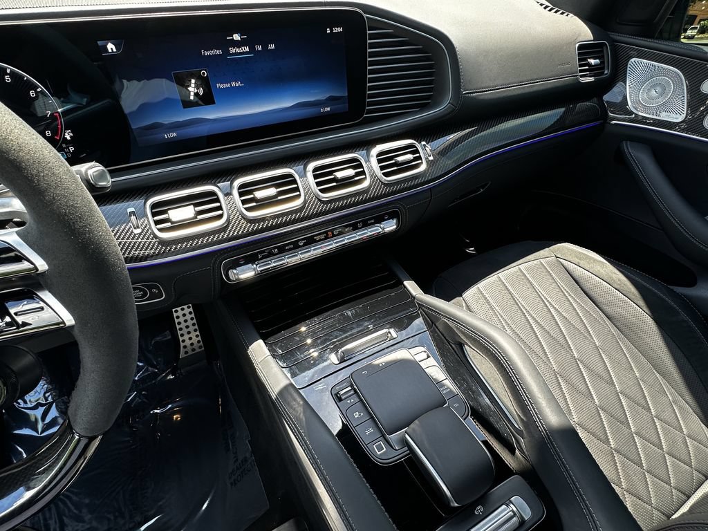 Certified 2025 Mercedes-Benz GLS 63 AMG 4MATIC image 32