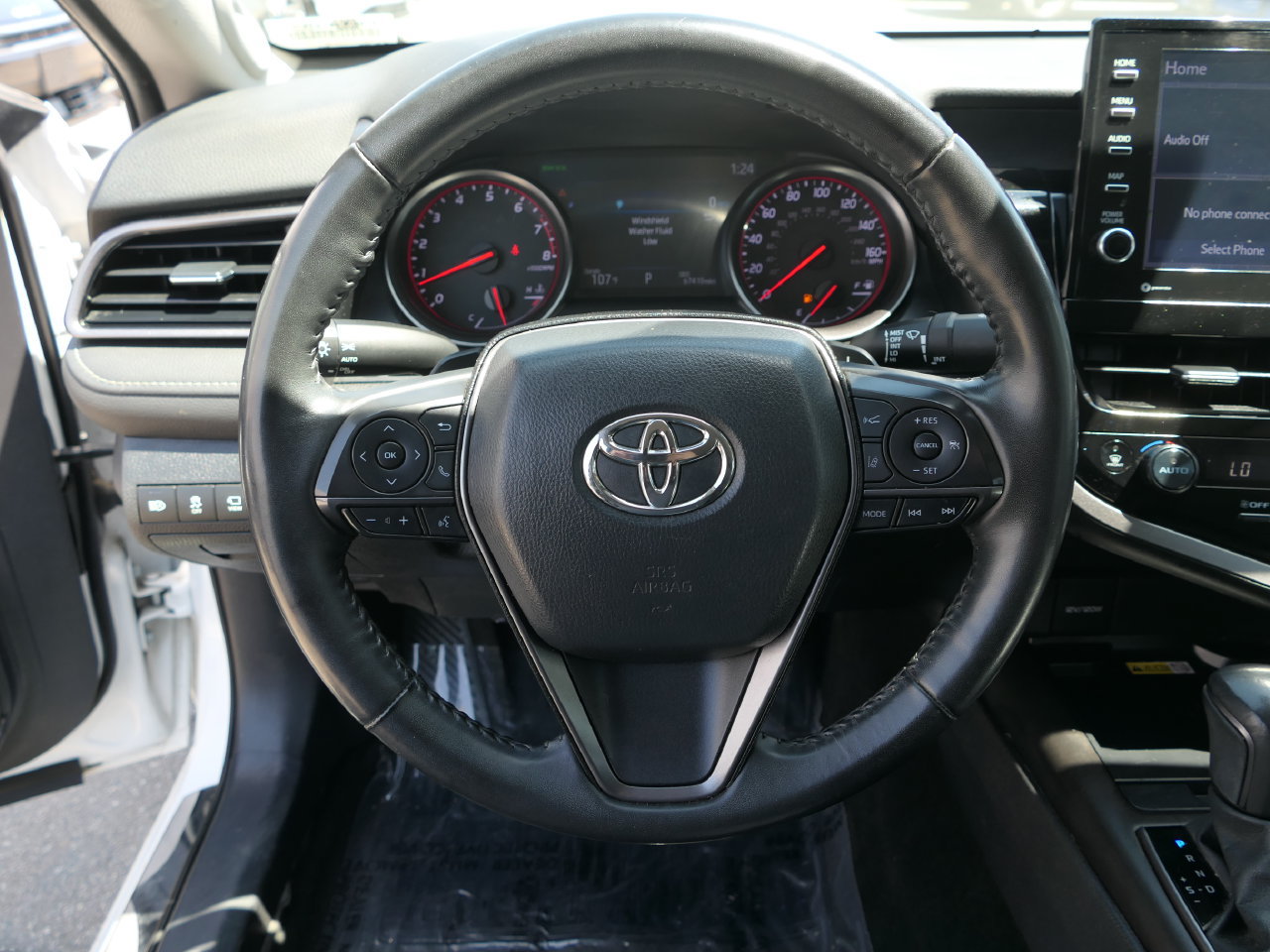 Used 2024 Toyota Camry XSE w/ Navigation Package FWD image 18