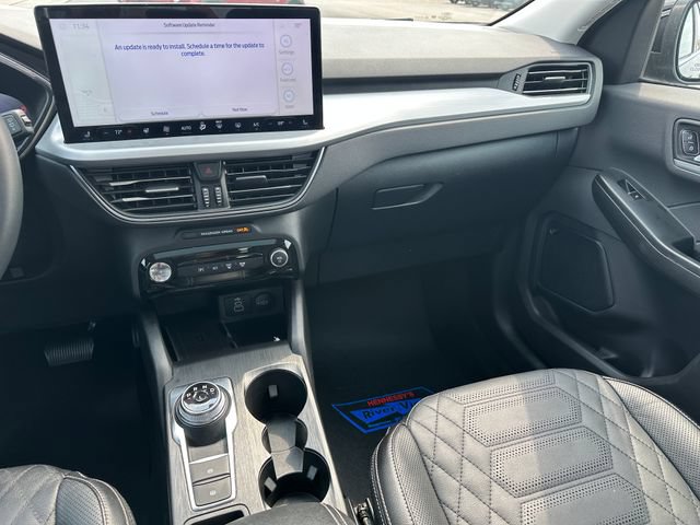 Used 2024 Ford Escape SE w/ PHEV Premium Package FWD image 17