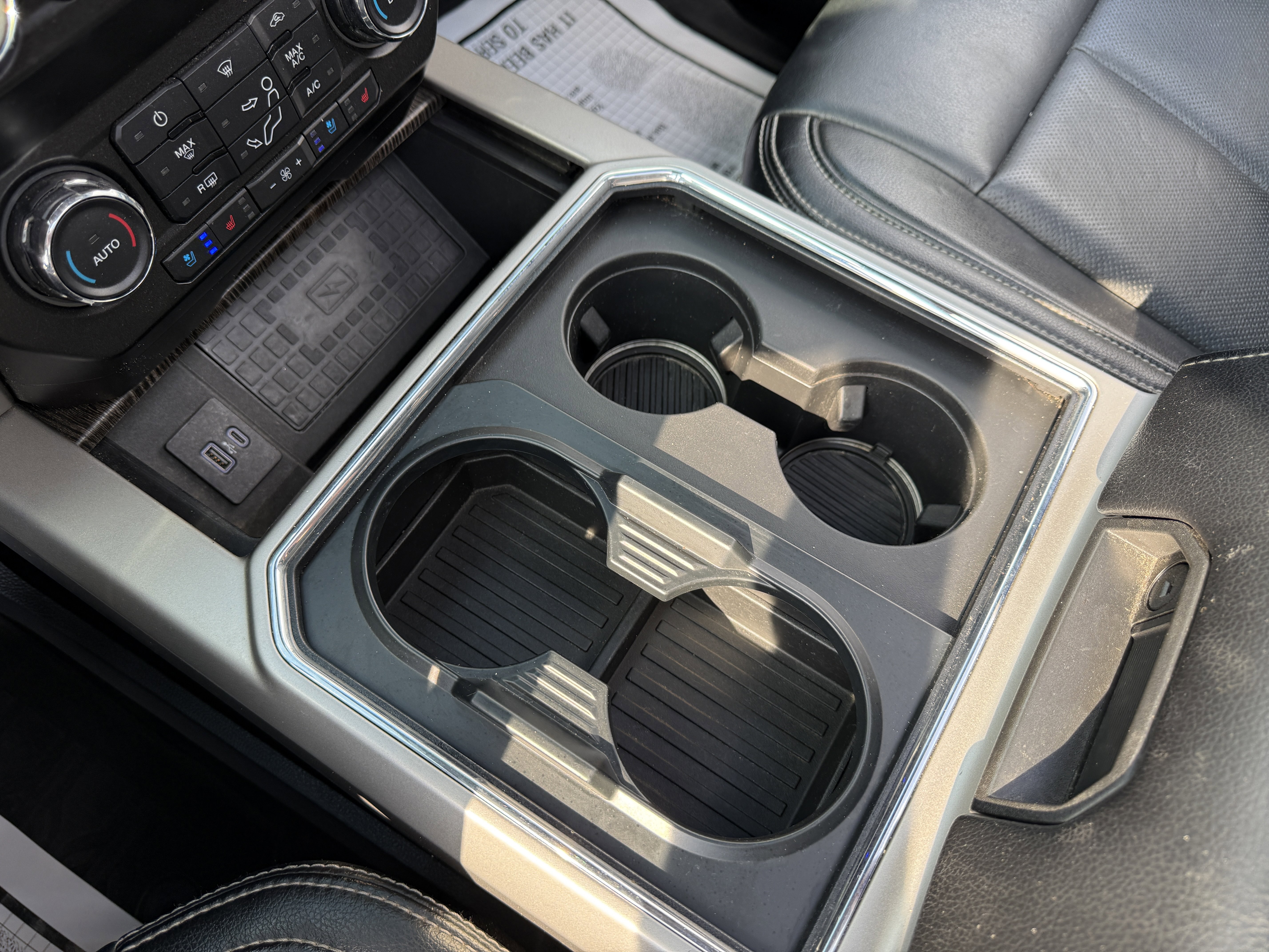 Used 2021 Ford F250 Lariat image 25