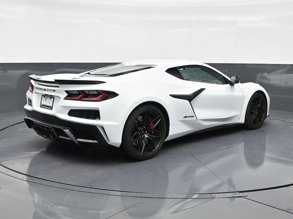 Used 2026 Chevrolet Corvette Z06 image 5