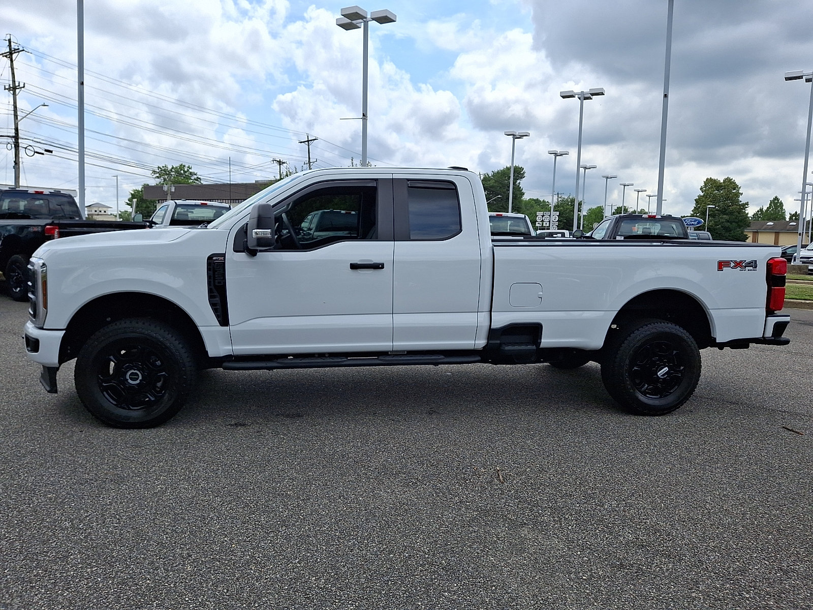 Used 2025 Ford F350 XL w/ STX Appearance Package AWD/4WD image 6