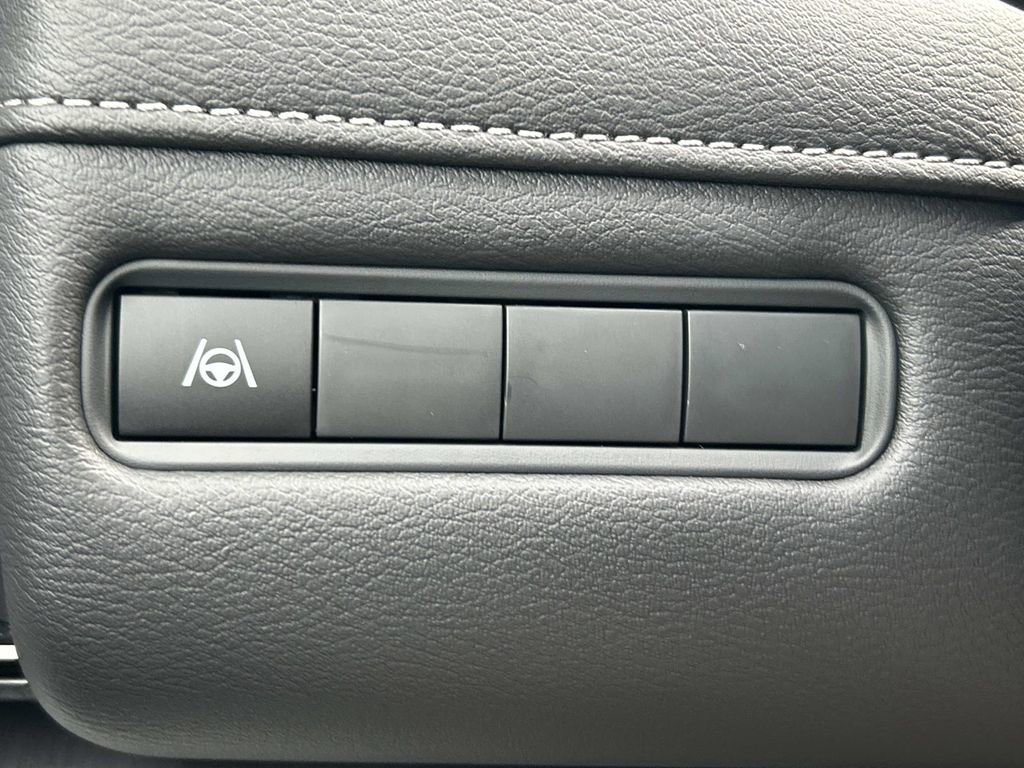 New 2026 Nissan Armada SV RWD image 27