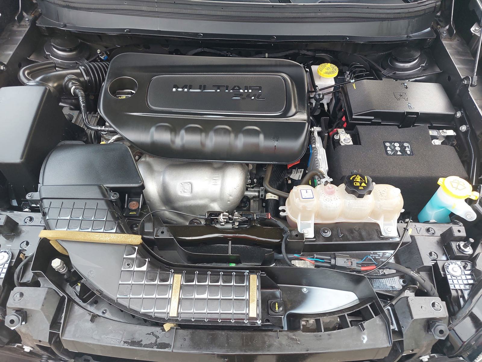 Used 2020 Jeep Cherokee Latitude Plus image 29