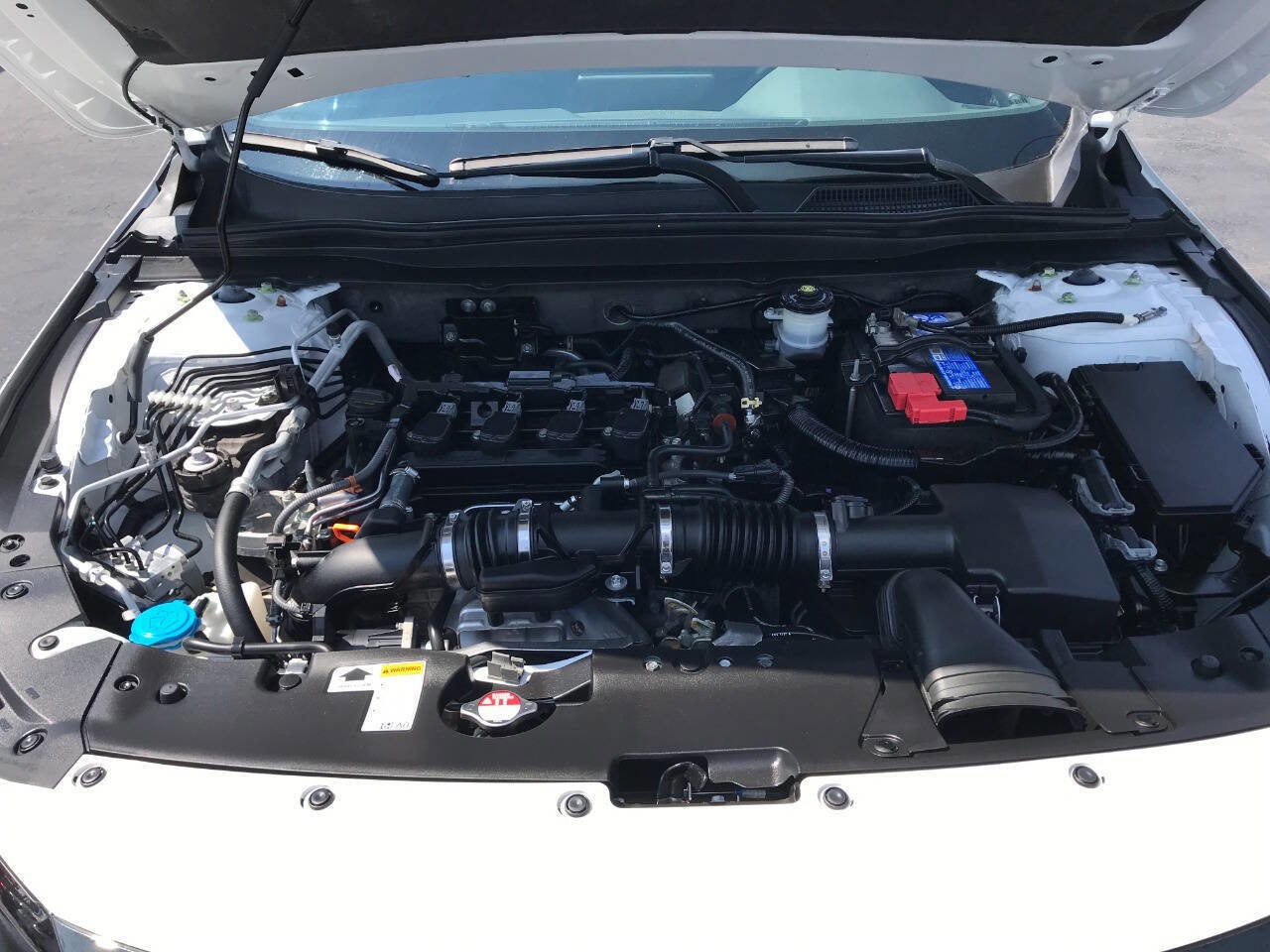 Used 2021 Honda Accord Sport image 11