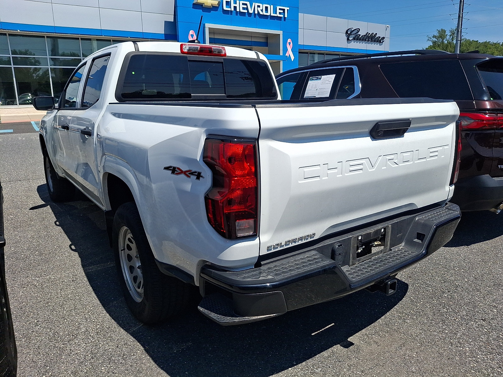 Used 2024 Chevrolet Colorado W/T w/ WT Convenience Package II AWD/4WD image 6