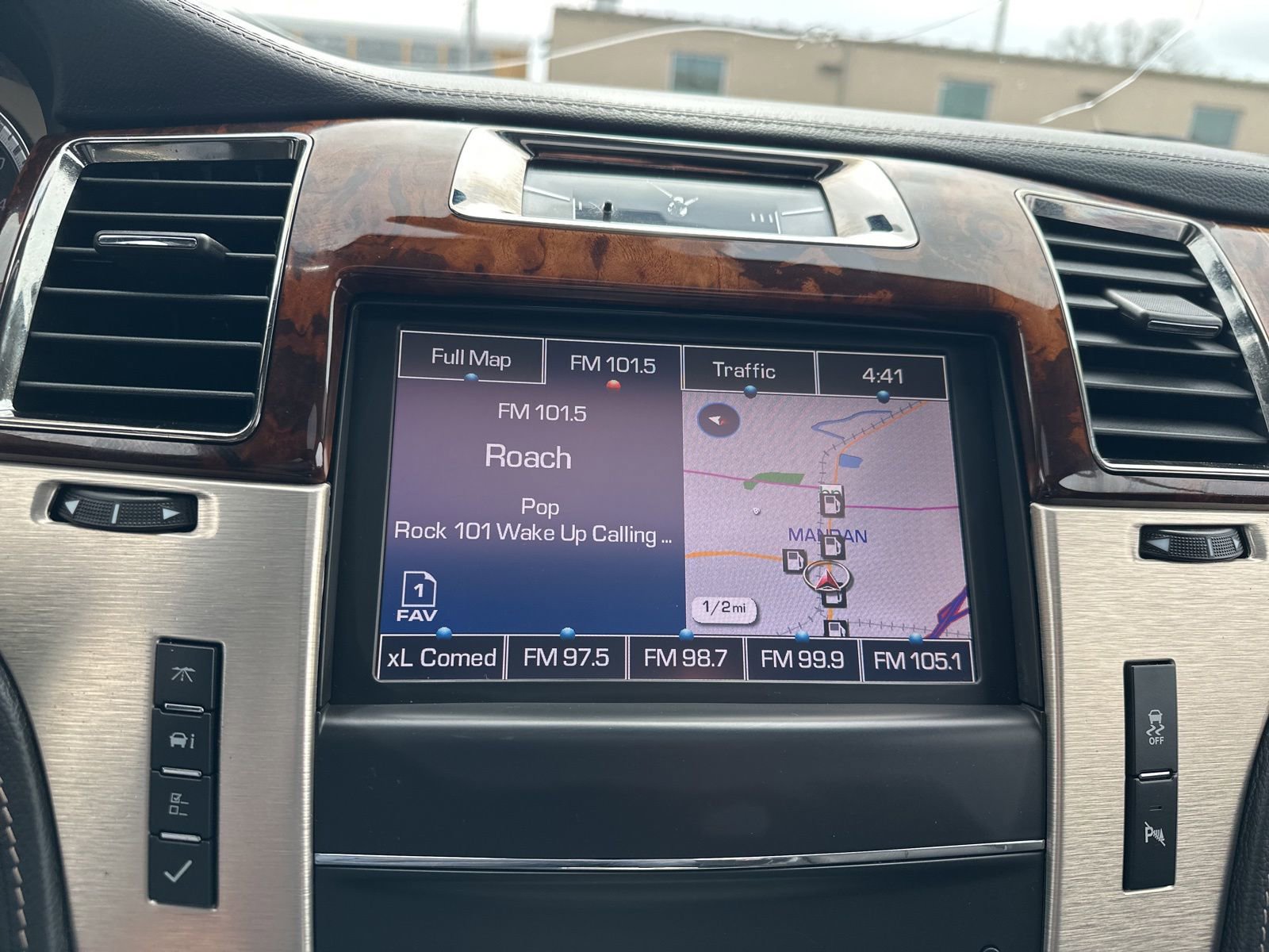 Used 2014 Cadillac Escalade ESV Platinum AWD/4WD image 62