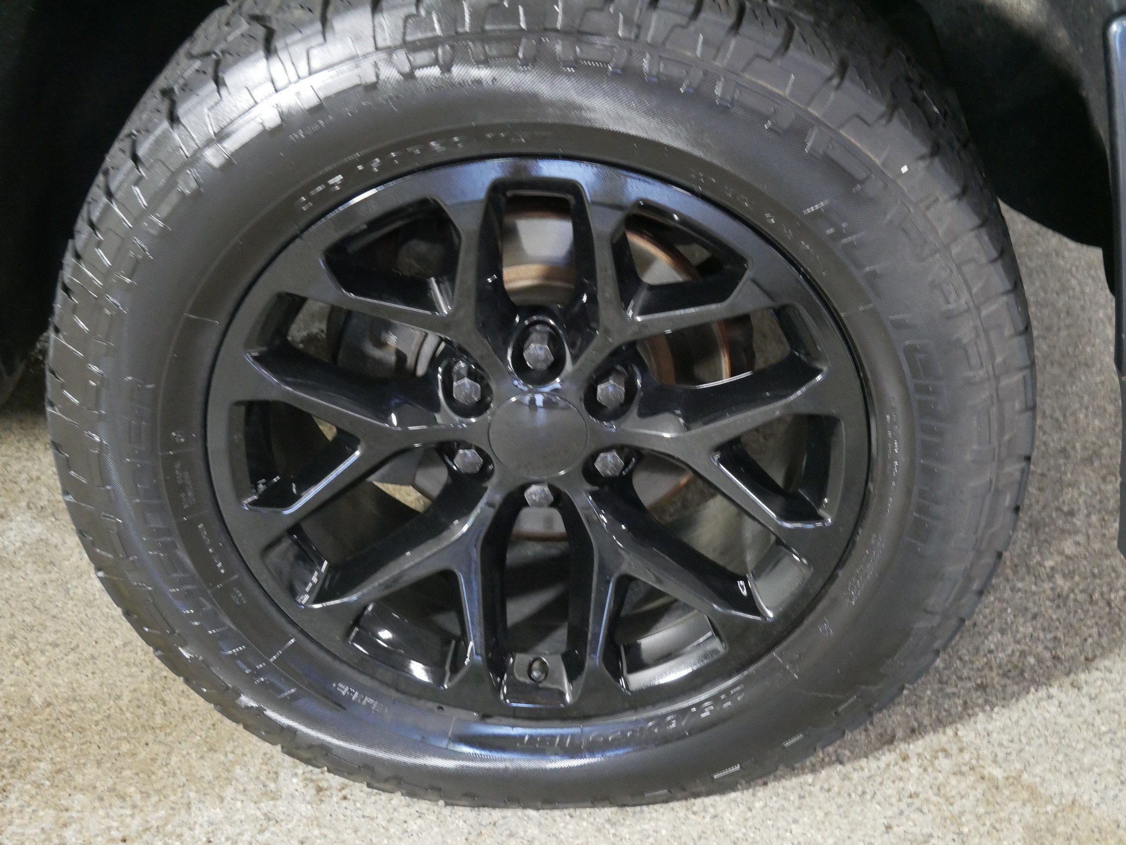 Used 2017 Chevrolet Silverado 1500 LT w/ All Star Edition AWD/4WD image 15