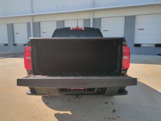 Used 2021 Chevrolet Colorado LT w/ Safety Package RWD image 6