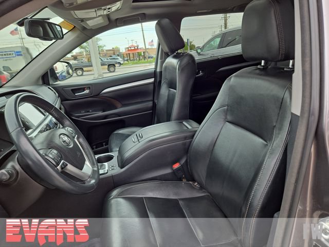 Used 2016 Toyota Highlander XLE AWD/4WD image 21