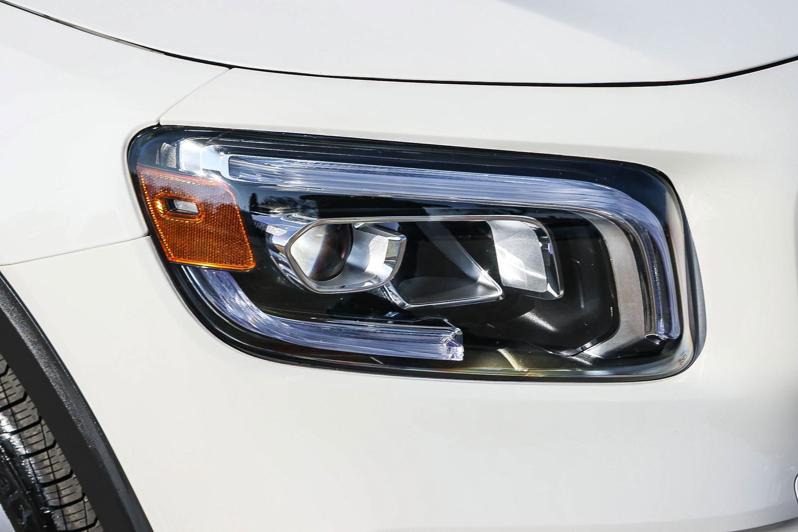 Used 2022 Mercedes-Benz GLB 250 image 15