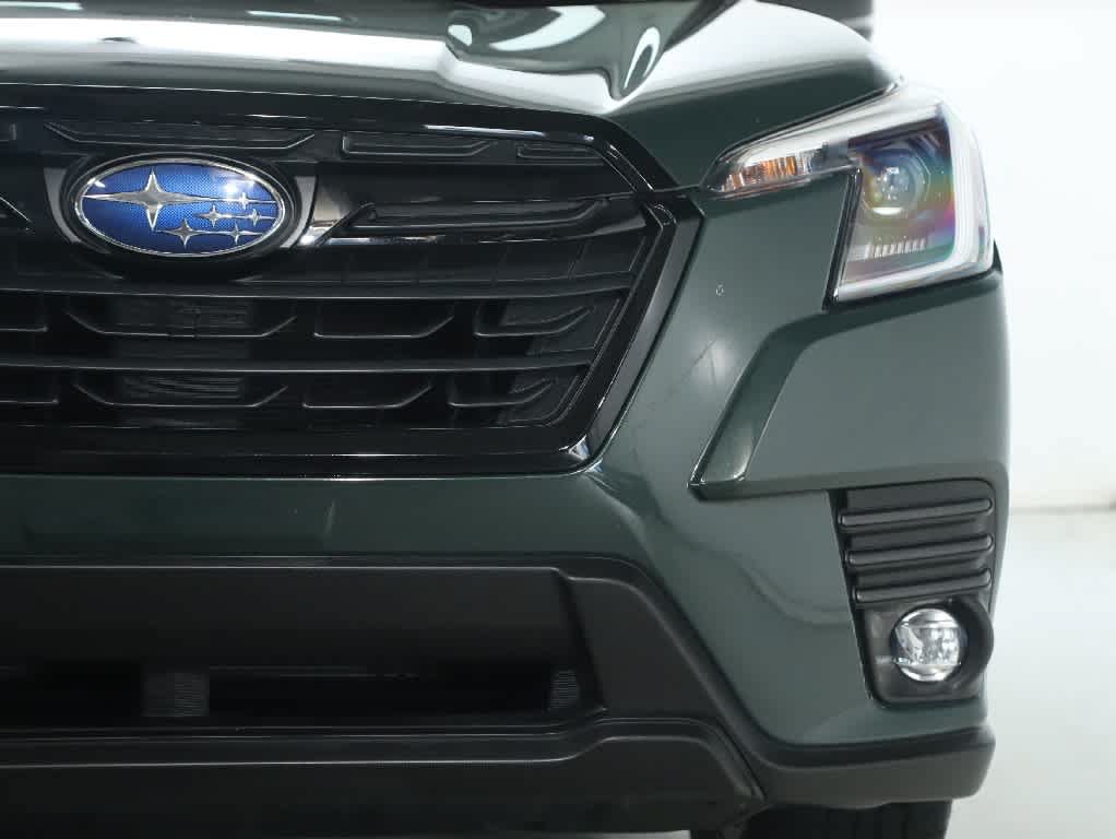 Used 2024 Subaru Forester Limited AWD/4WD image 7