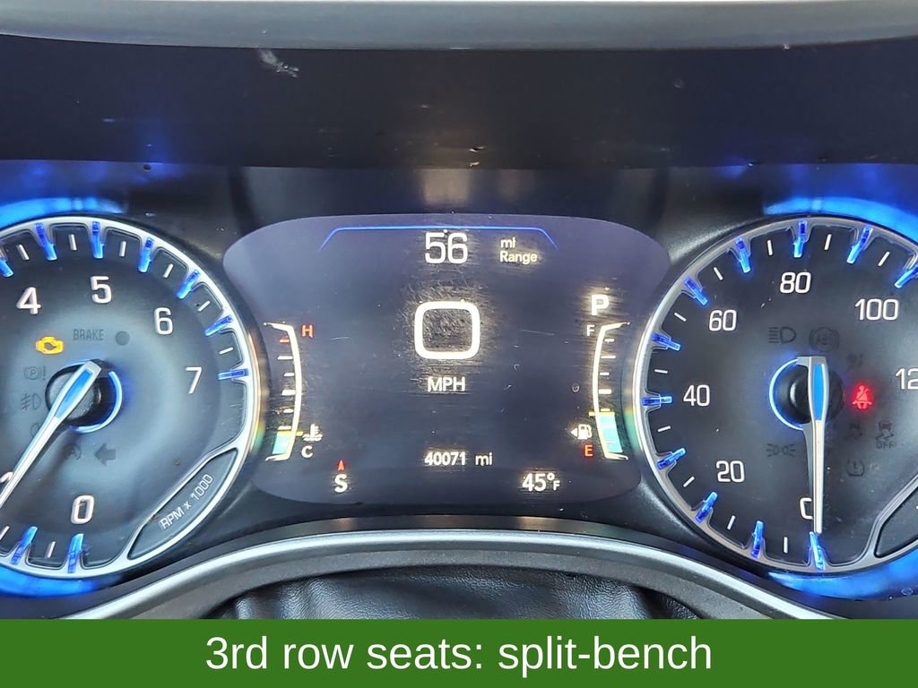 Used 2023 Chrysler Pacifica Touring-L image 13