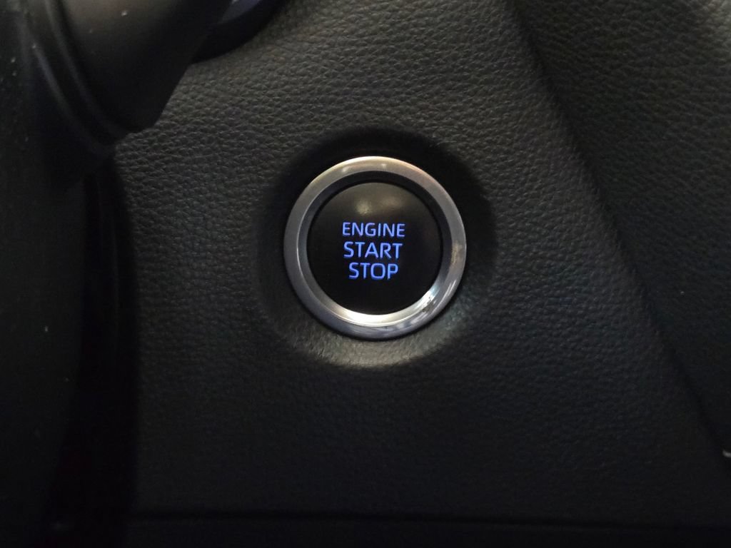 Used 2022 Toyota Corolla SE FWD image 20