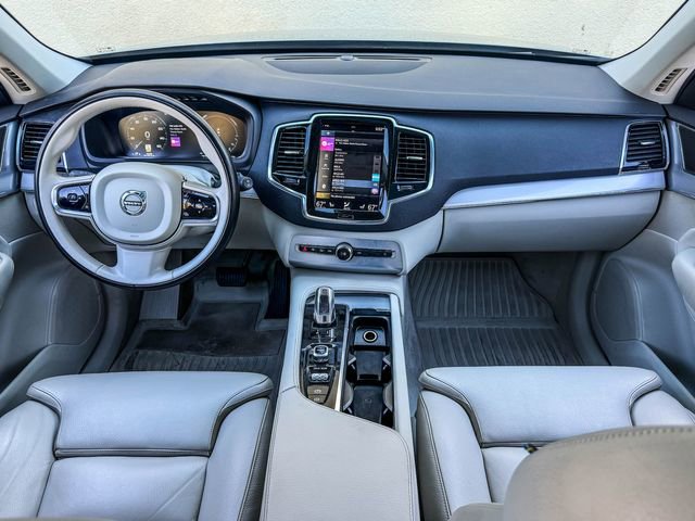 Used 2016 Volvo XC90 T8 Momentum w/ Vision Package image 28