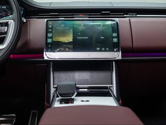 New 2026 Land Rover Range Rover Long Wheelbase Autobiography AWD/4WD image 29