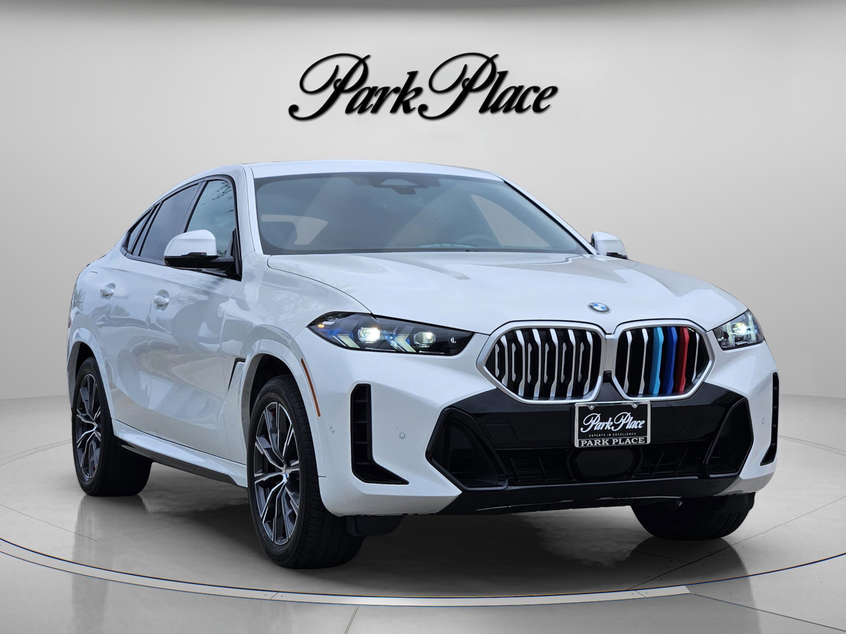 Used 2024 BMW X6 xDrive40i w/ Premium Package image 4