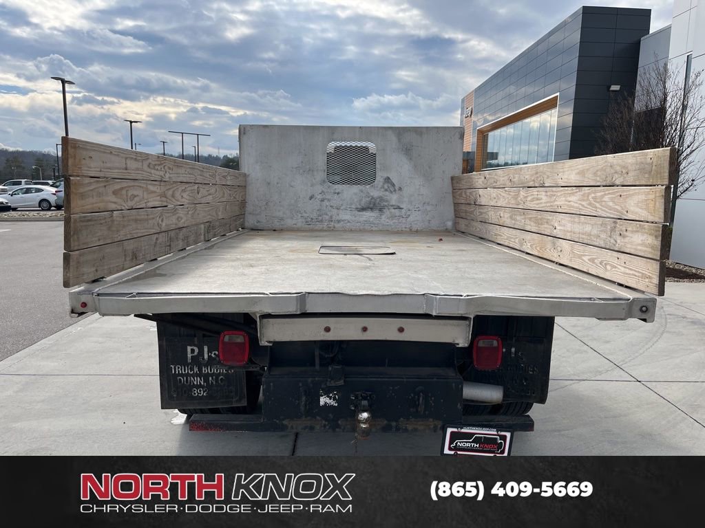 Used 2017 RAM 5500 Tradesman w/ Chrome Appearance Group image 14