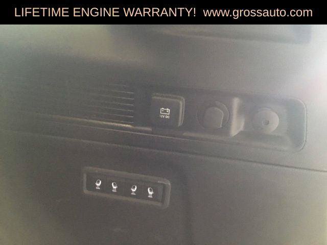 Certified 2024 Jeep Wagoneer L Series II AWD/4WD image 25