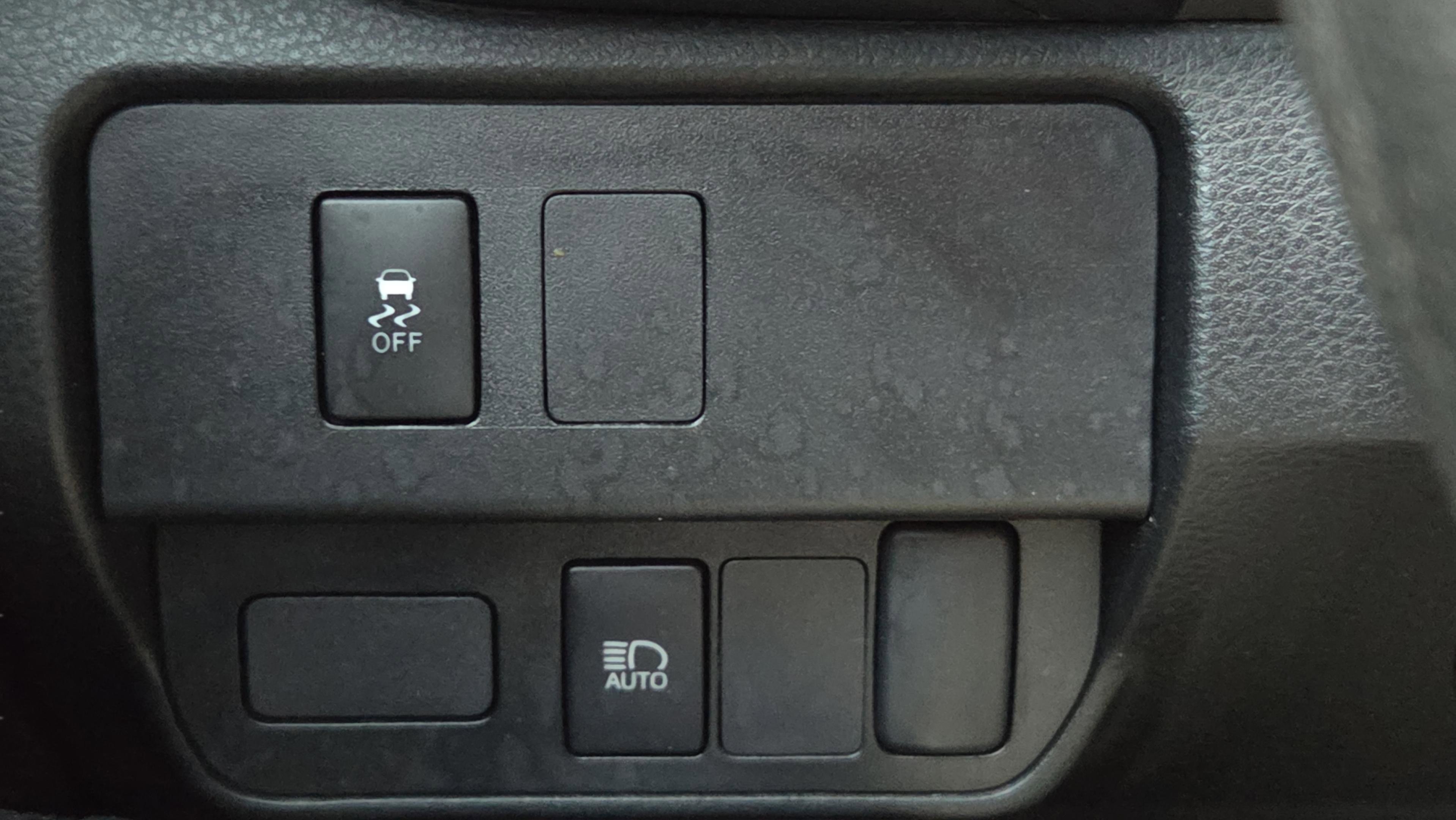 Used 2023 Toyota Tacoma SR image 27