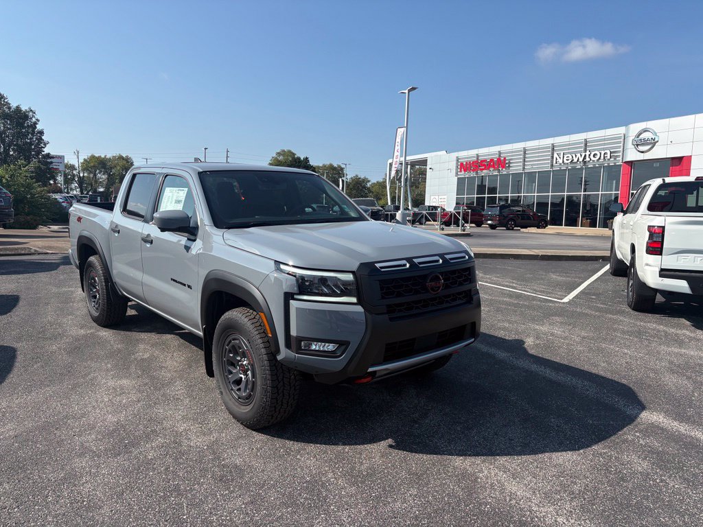 New 2027 Nissan Frontier PRO-4X w/ Pro Premium Package AWD/4WD image 2