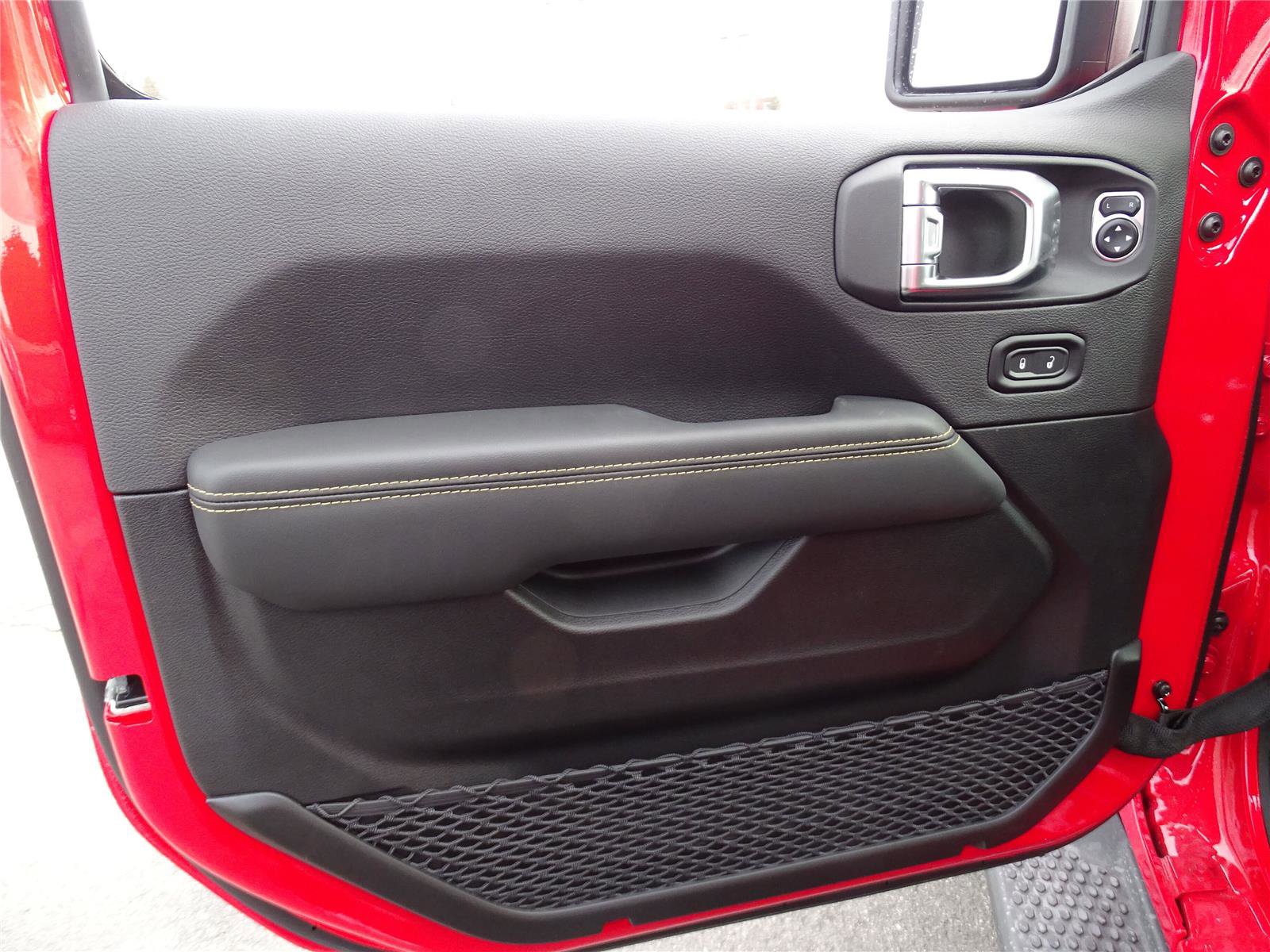 New 2025 Jeep Wrangler Sahara w/ Technology Group image 22